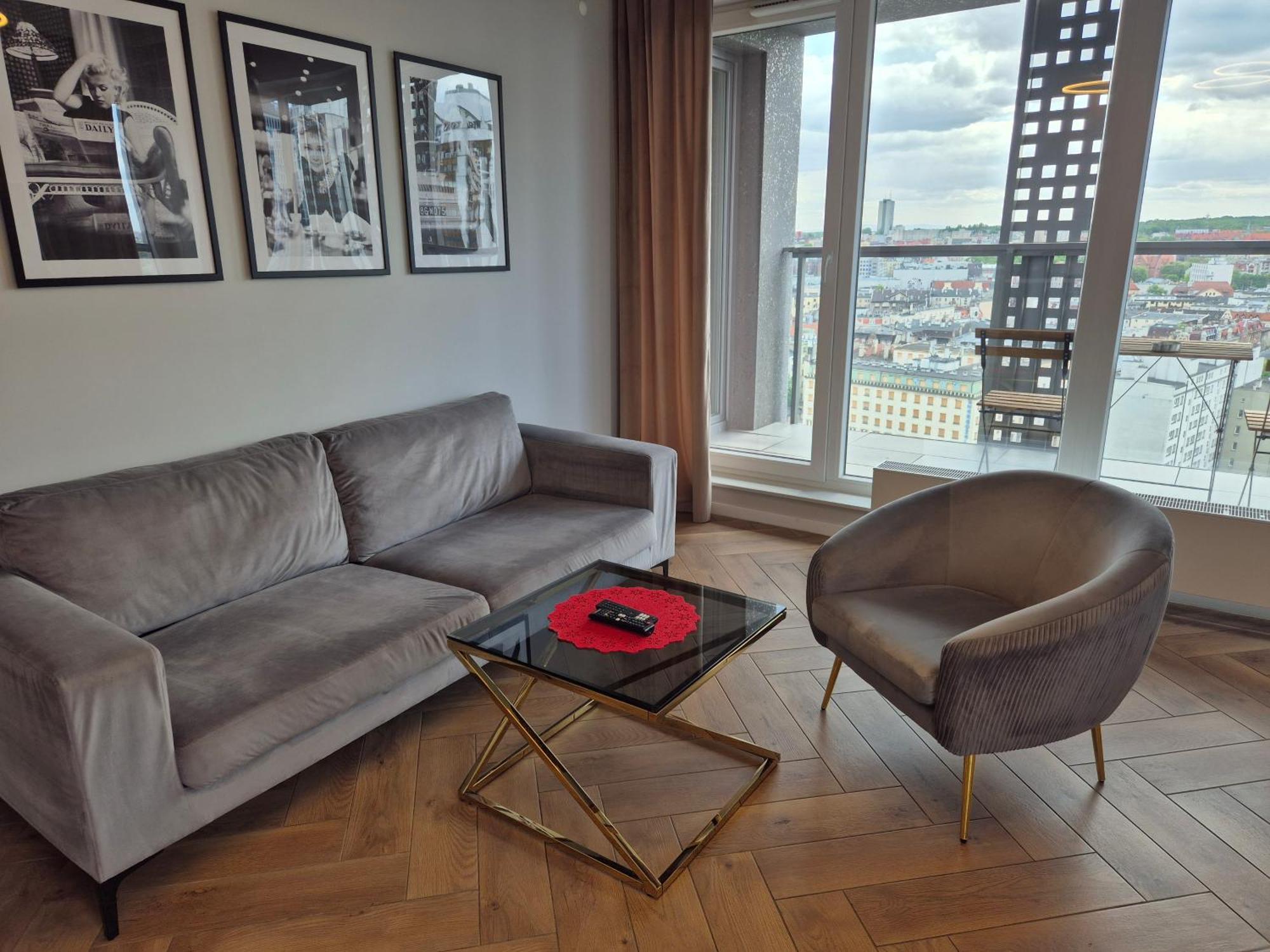 Pietro Sokolska 30 Towers: Luxury Apartments with City Views Katowice Exterior photo